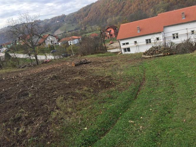 PLAC NA PRODAJU