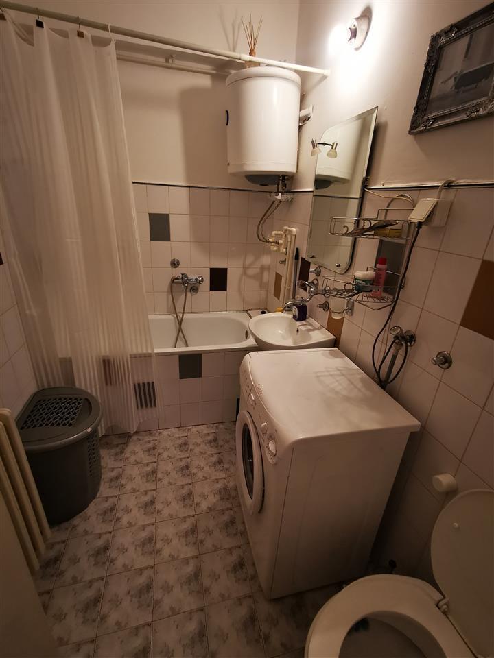 Izdajem-namešten-stan-u-centru-Leskovca