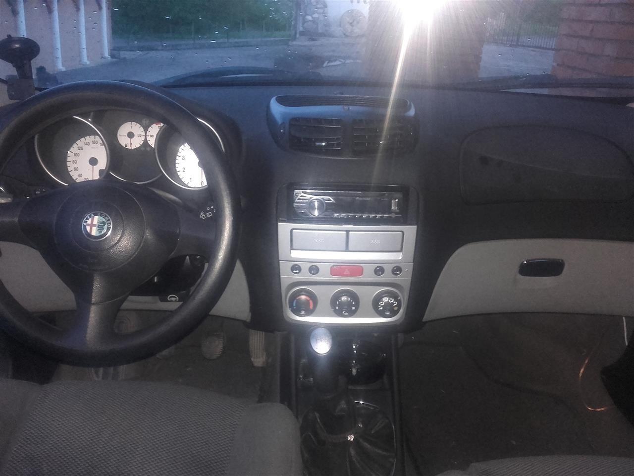 Alfa-Romeo-147