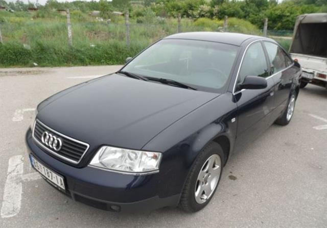 Audi A6 2.4 -00