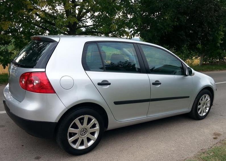 VW-Golf-5-1-6-benzin--04
