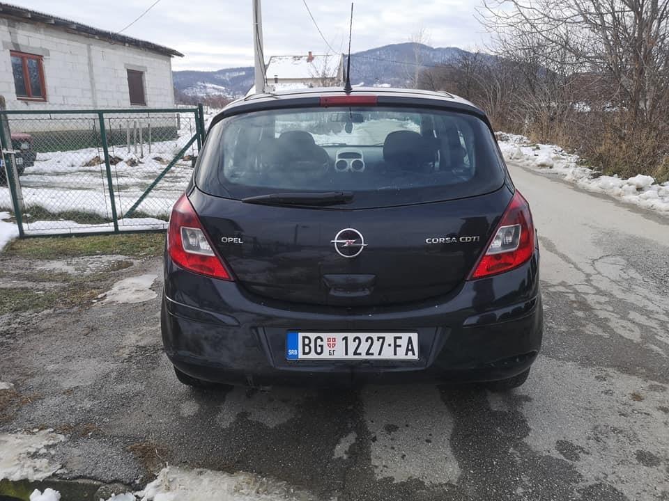 Opel-corsa-1-3-cdti-2008-god