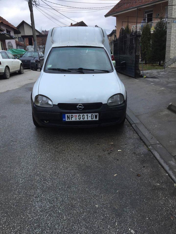Opel-Combo-1-7D-2001god----