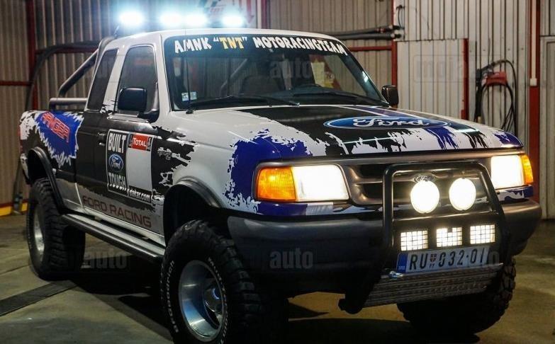 Ford-Ranger-xl