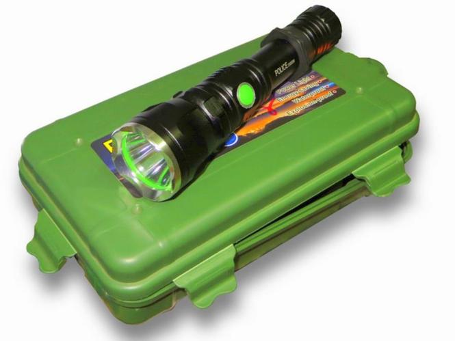 VOJNA LED LAMPA