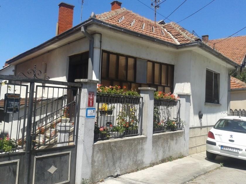 KUĆU-U-KRAGUJEVCU