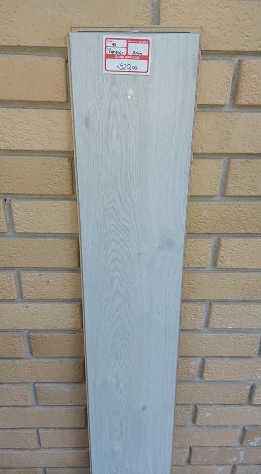 LAMINAT