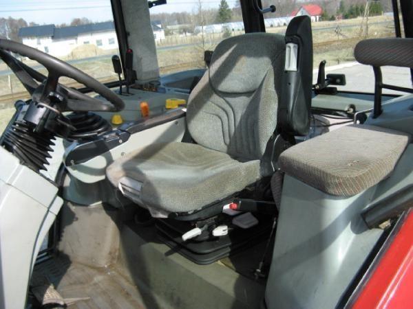 Massey-Ferguson-6270