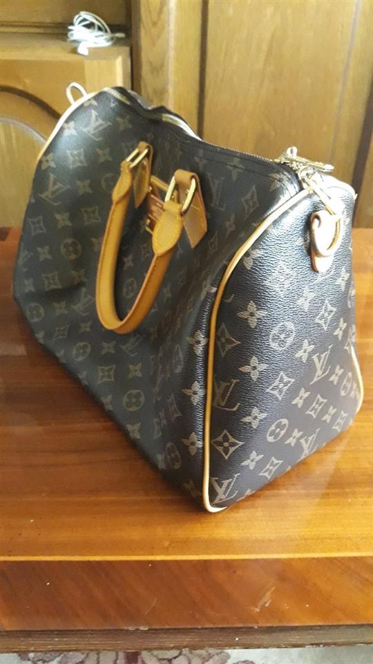 Louis-vuitton-zenska-torba