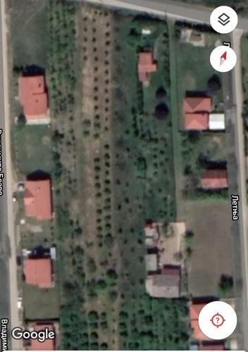Plac Surcin, povoljno
