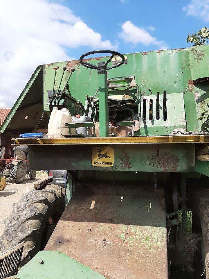 John-deere-delovi