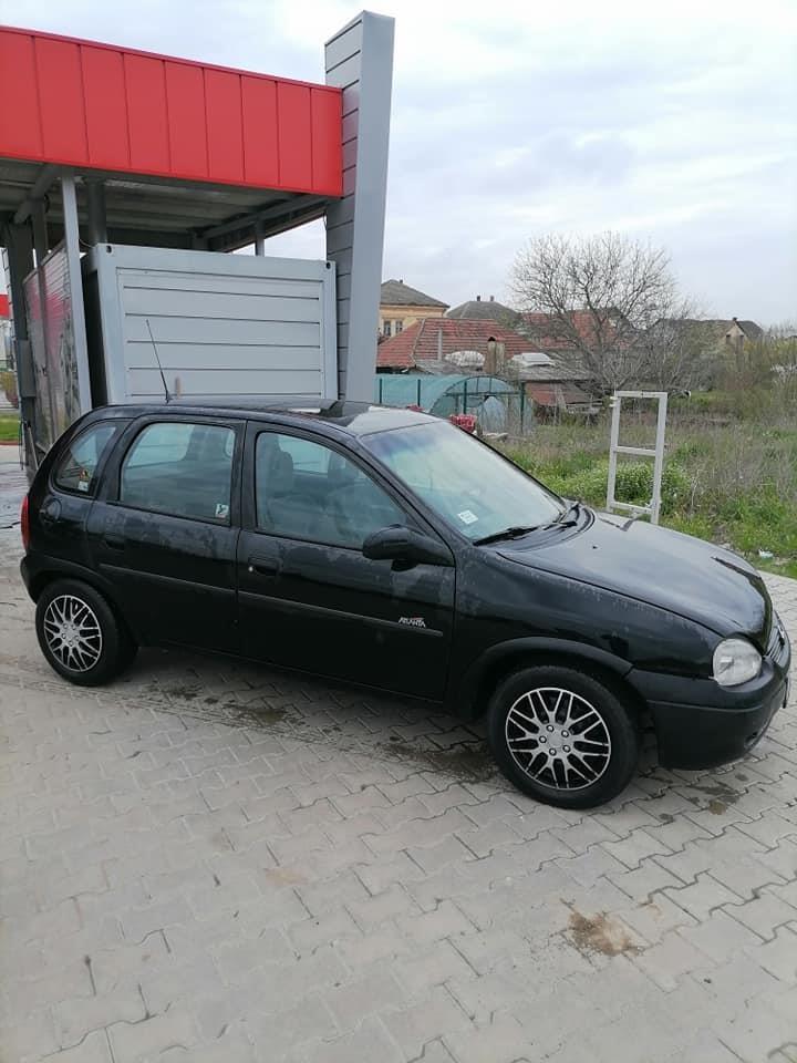 Corsa-B