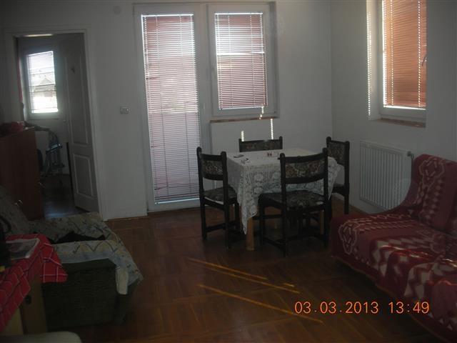 IZDAJEM-stan-43m2-