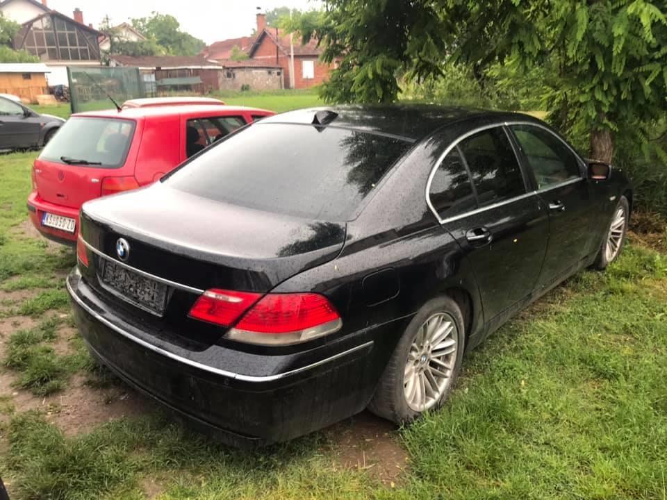 BMW-745d-2005-restyling