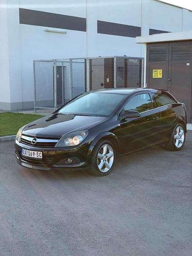 Opel astra GTC