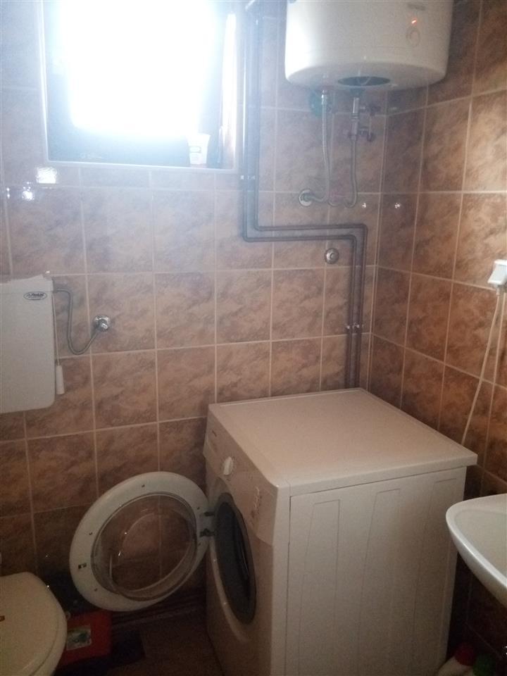 Kuca-sa-pratecim-objektima