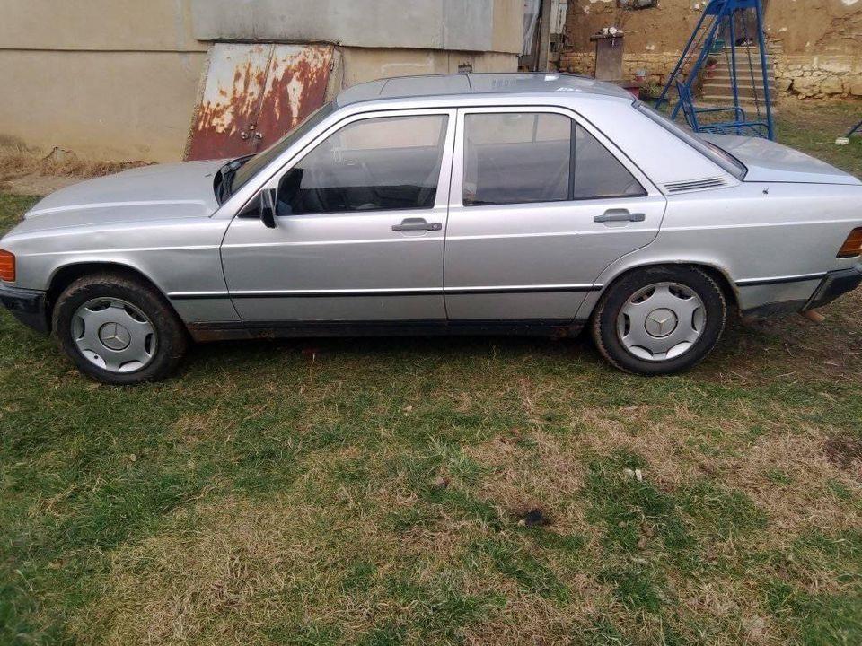 Mercedes-190
