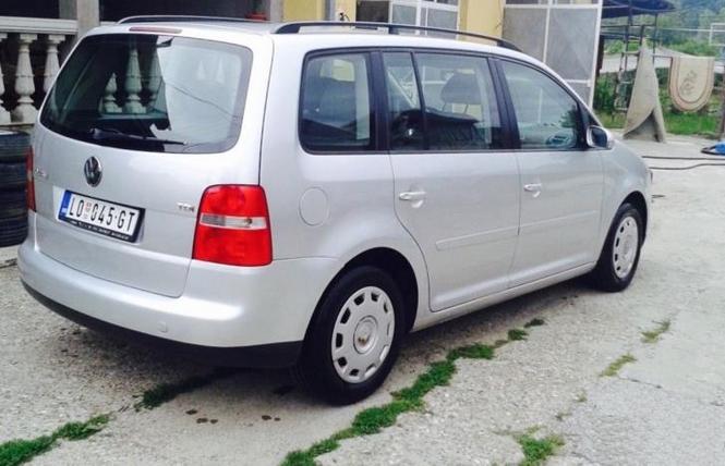 VW Touran -05