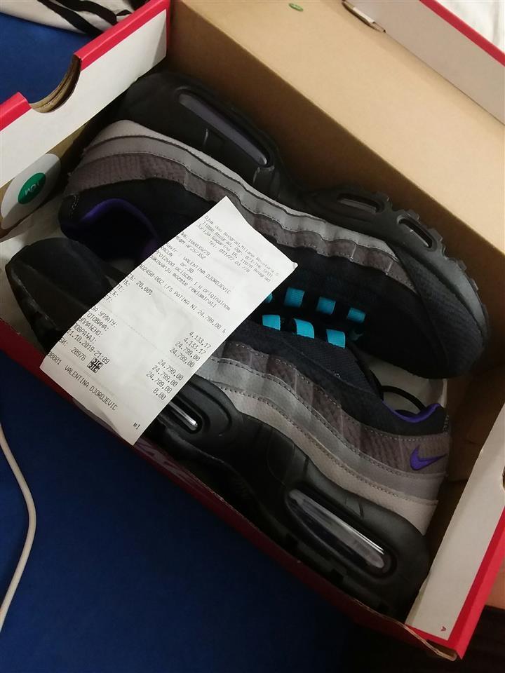 Nike-AIR-MAX-95-LV8