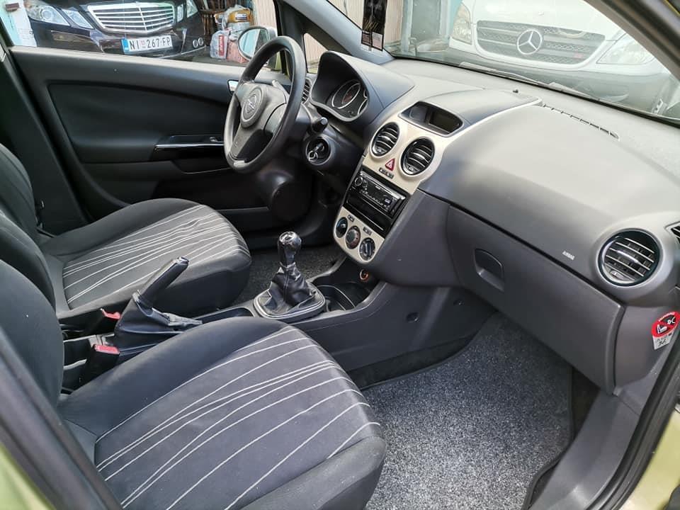 Opel-Corsa-D-1-3-CDTI-2006-god