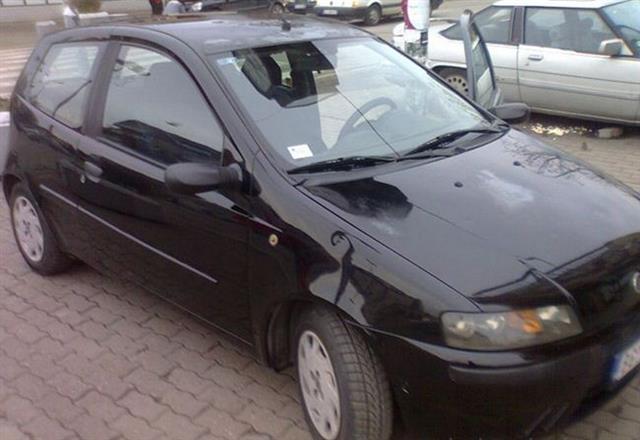 Fiat-Punto--01