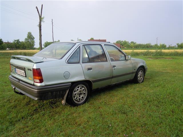 Opel-Kadett--90