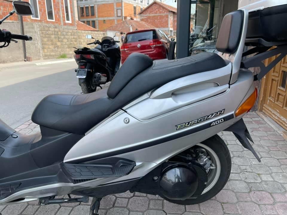 Suzuki-Burgman-400-2000-godina