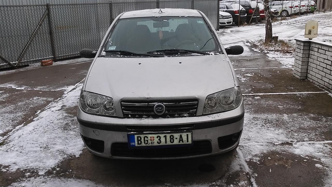 prodajem-auto