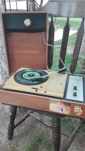 Gramofon ISKRAPHON 1003