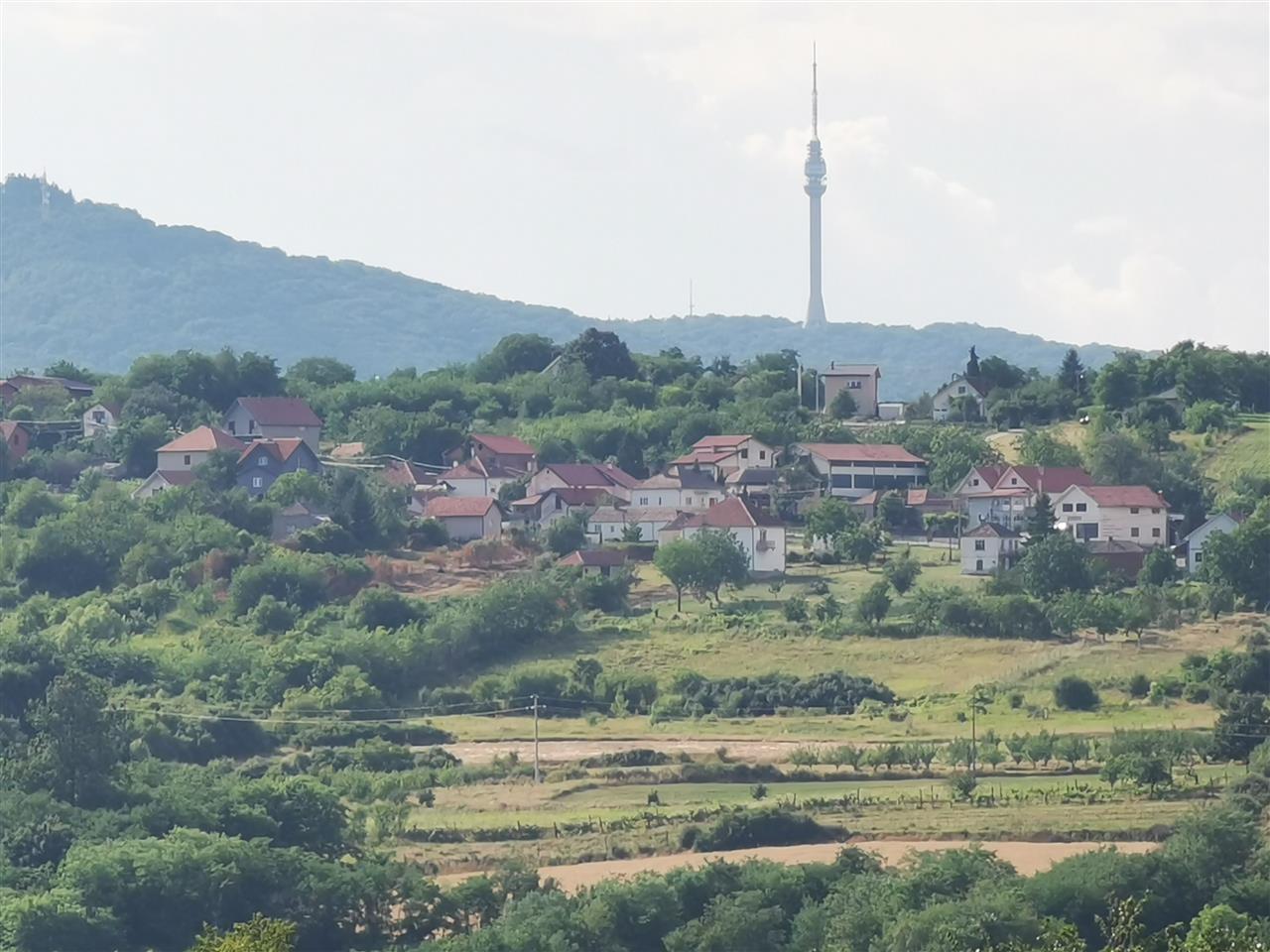 Prelep-Plac-u-Vrcinu--Avala--Beograd-