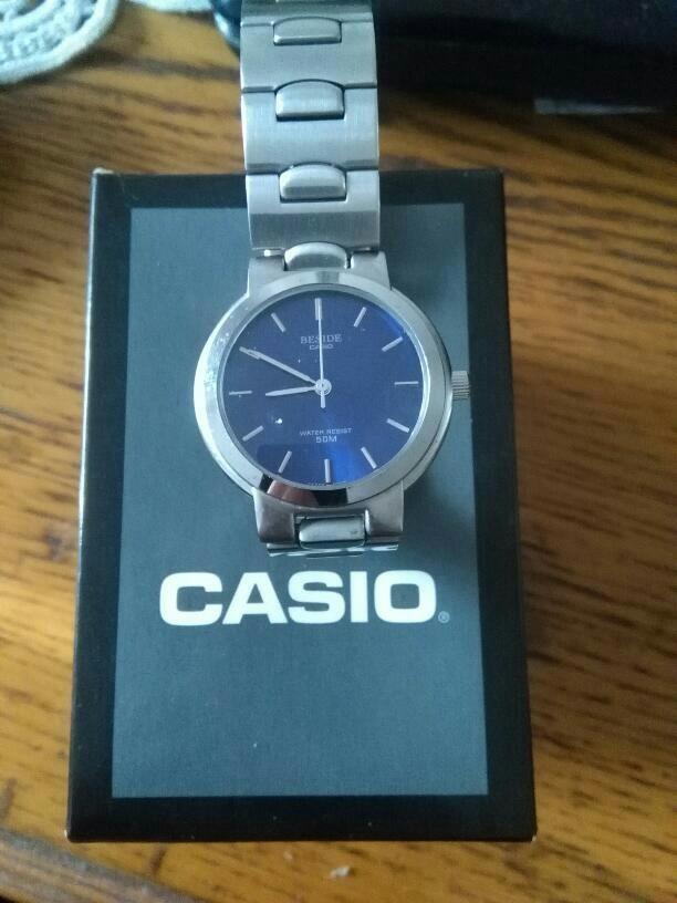 Sat-odlican-Casio-
