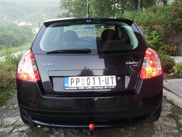 Fiat-Stilo-1-8-GAS--03-