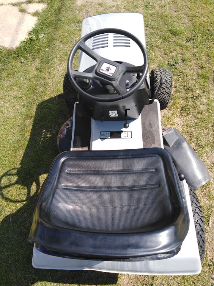 Traktor-kosačica-briks-12-ks