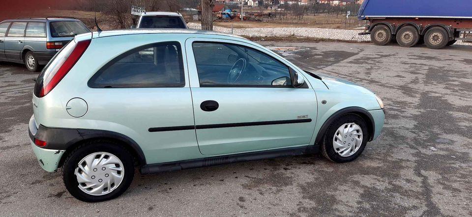 Opel-corsa-C-1-7