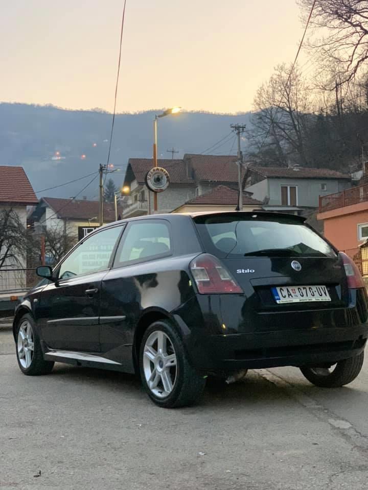 Fiat-Stilo-1-9-JTD-16V-2004-godina