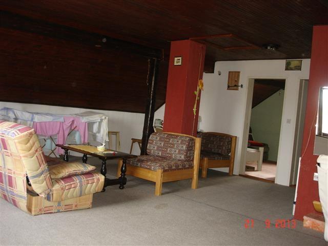 KUCA-SA-MANSARDOM-u-Somboru-170m2