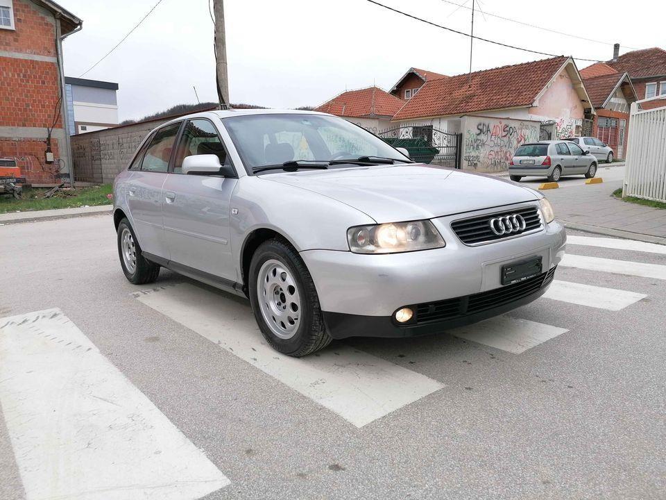 AUDI-A3-1-6BENZIN