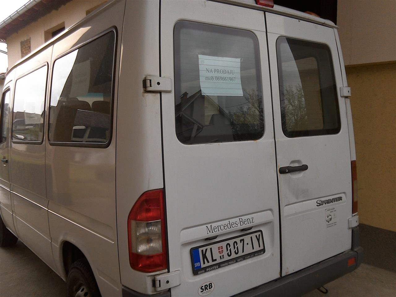 Mercedes-Sprinter-208cdi