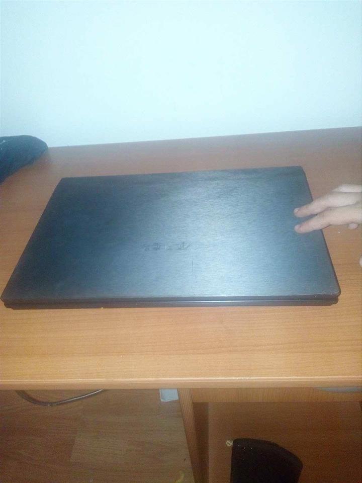 Asus-Laptop-