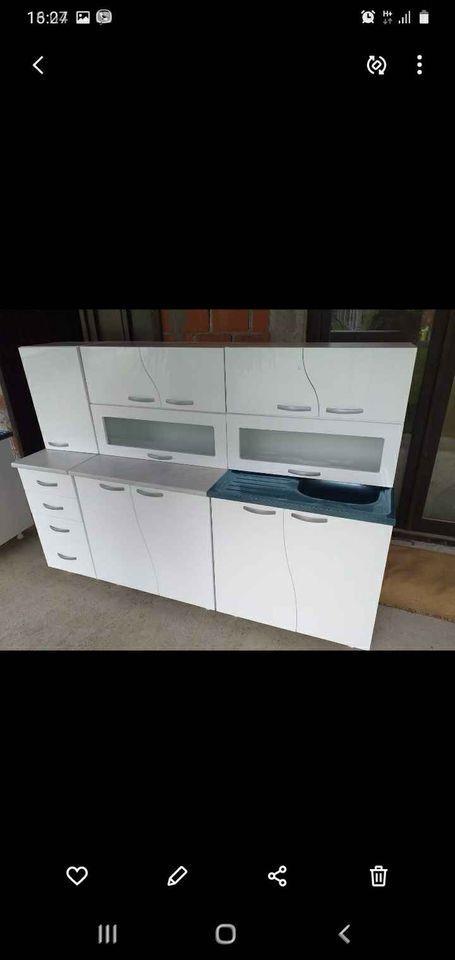 Play-Kitchens