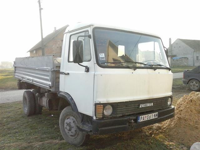 kamion na prodaju