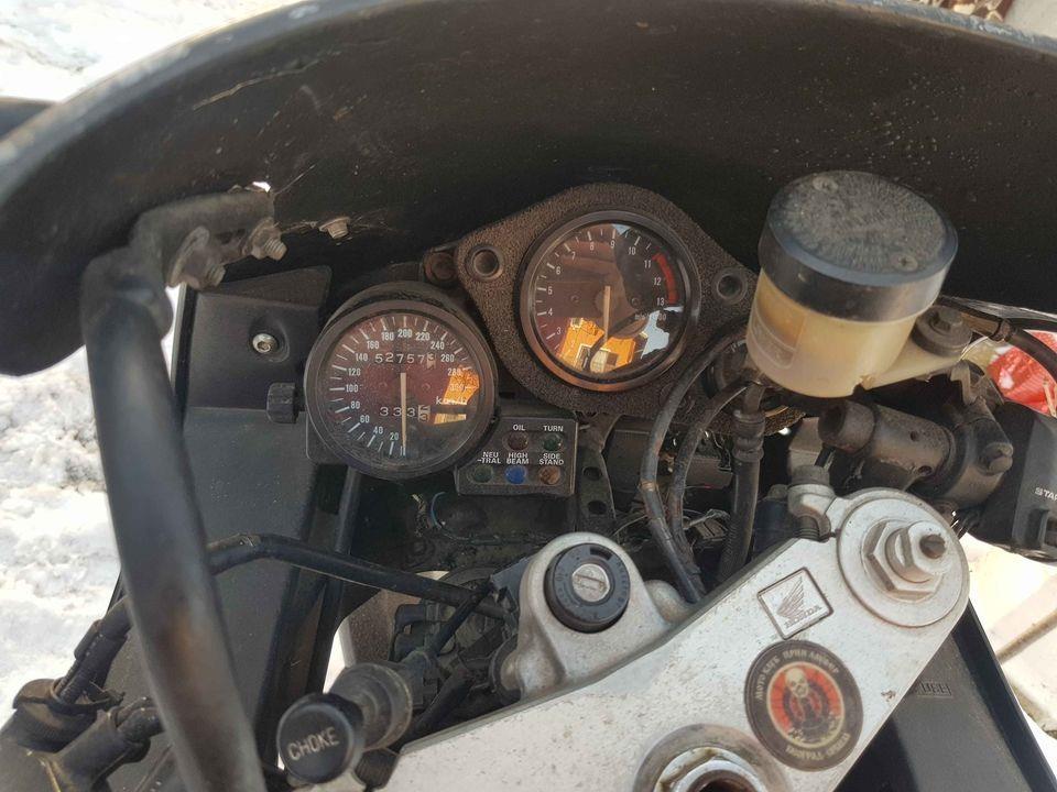 Honda-Cbr-900RR