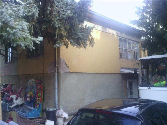 Kuca, Jagodin mala, 2x100m2