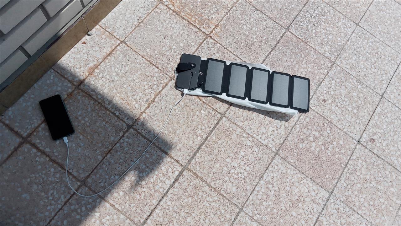 Solarni-Punjac-20w