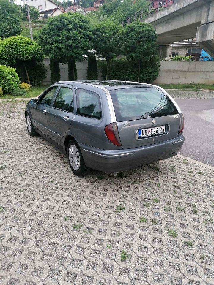 Lancia-Lybra
