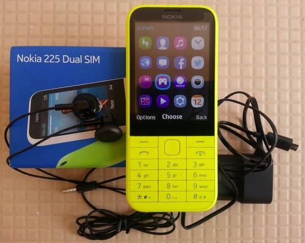 Nokia 225