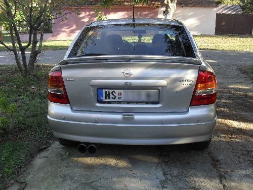 Opel-Astra-G-1-7-DTI--01