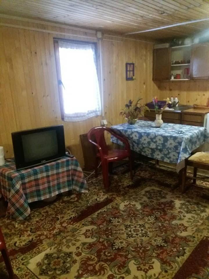 IZDAJEM-VIKENDICU-NA-ZLATIBORU-
