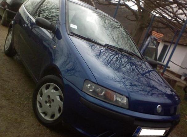Fiat-Punto--01