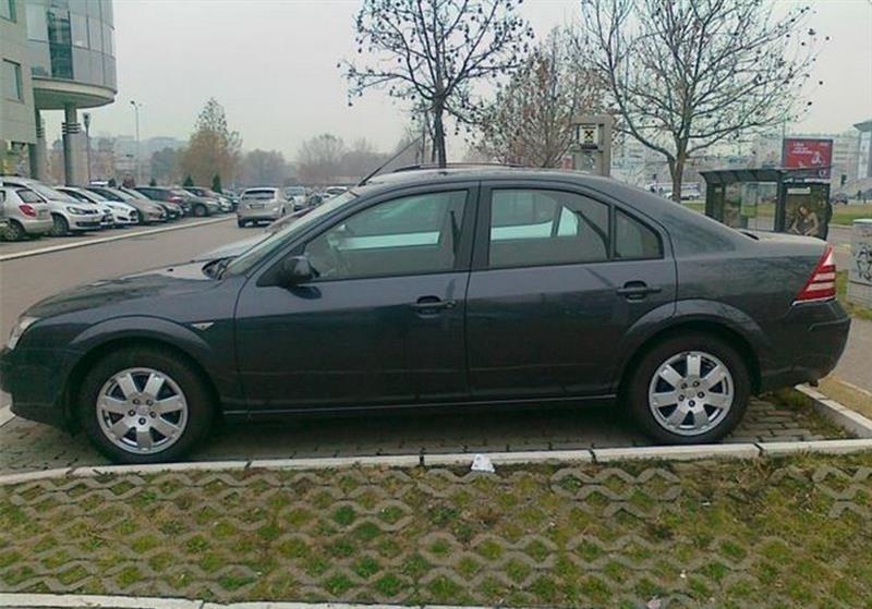 Ford-Mondeo-1-8-16V--07